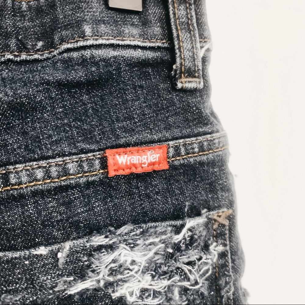 Wrangler Distressed Denim Shorts - Picture 5 of 5